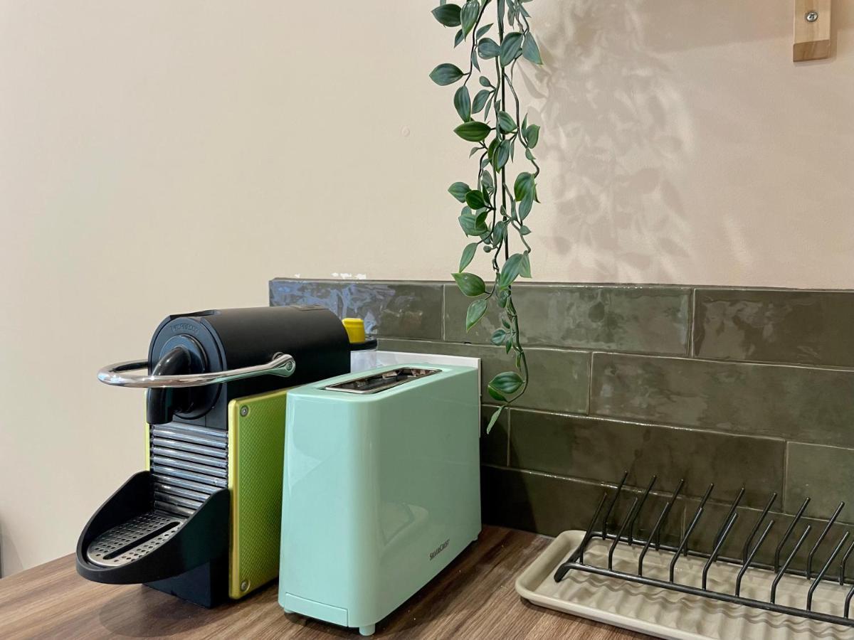Apartamento Studio Malibu Central, Lumineux Et Confortable Hyères Exterior foto